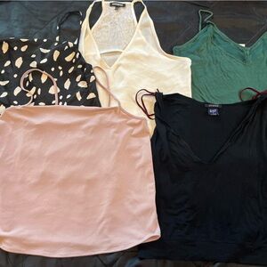 Bundle 5 women’s tank tops GAP express H&M old navy small